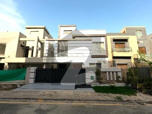 10 Marla House Is Available For Sale In Bahria Town Rafi Block Lahore Bahria Town Rafi Block