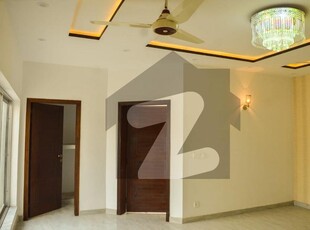 10 Marla Luxury Solid Constructed House In Most Prime Location, Eden City