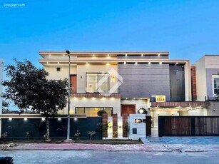 17 Marla Double Storey House For Sale In Bahria Town Lahore