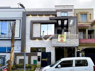 5 Marla Double Storey House For Sale In Bahria Town Lahore