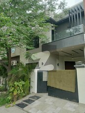 5 MARLA MODERN DESIGN HOUSE FOR SALE IN DHA PHASE 6 BEAUTIFUL HOUSE SLIGHTLY USE DHA Phase 6 Block D