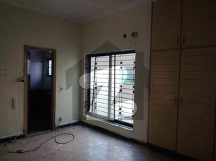 In Punjab Coop Housing Society House Sized 5 Marla For sale Punjab Coop Housing Society