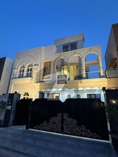 Top Notch 10 Marla Ultra Luxury House Is Up For Sell In Secter C Overseas A Block. Bahria Town Overseas A