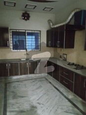 5 MARLA UPPER PORTION AVAILABLE FOR RENT Gulshan-e-Lahore