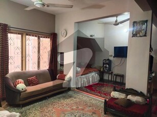 West Open House 400 Square Yards In Gulshan-E-Iqbal Block 5 Gulshan-e-Iqbal Block 5