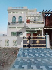 5 MARLA BRAND NEW HOUSE FORE SALE Park View City