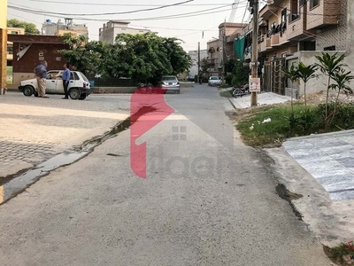 10 marla house for sale in Block J3, Phase 2, Johar Town, Lahore