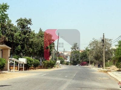 300 ( square yard ) house for sale in Phase 4, DHA, Karachi ( furnished )