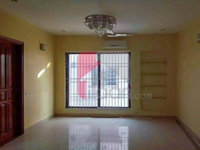 500 Square Yard Upper Portion for Rent in Phase 8, DHA Karachi