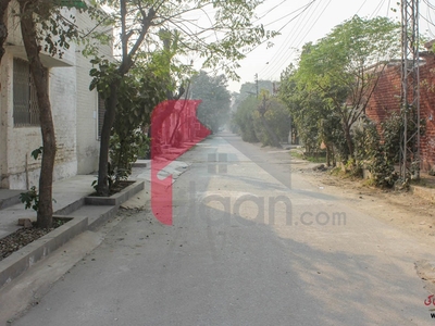 9 Marla House for Sale on Shah Kamal Road, Lahore
