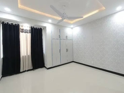 G-11/4 PHA D-Type Fully Renovated Tile Floor Flat For Sale