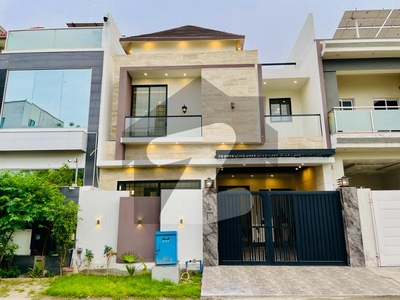 5 Marla Brand New Luxury House For Sale On Prime Location Purana Shujabad Road