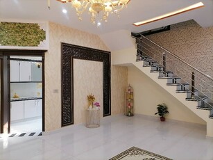 1 Kanal House For sale In NFC 1