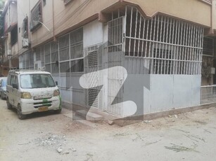 Ground floor 3Bed Drawing Lounge Portion Available for rent Gulshan-e-Iqbal Block 13/D-3