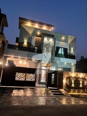 10 Marla Ultra Modern Design House Available For Sale Prime Location Near Tooo Park And Masjid Ideal Location Solid House Central Park Housing Scheme