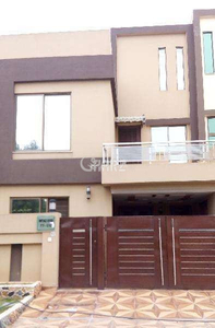 10 Marla Upper Portion for Rent in Rawalpindi Eden Lake View Block, Bahria Town Phase-8,