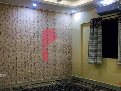1800 ( sq.ft ) apartment for sale ( third floor ) in Nishat Commercial Area, Phase 6, DHA, Karachi