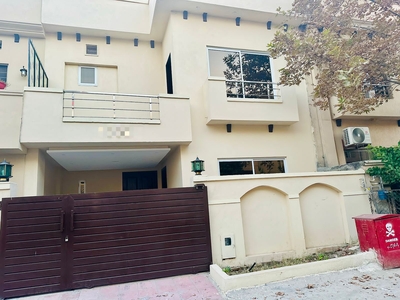 5 Marla house for rent In Bahria Town Phase 8, Rawalpindi