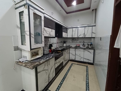 1450 Ft² Flat for Rent In Clifton Block 2, Karachi