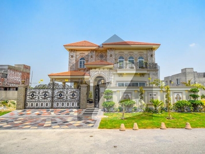 01 KANAL AESTHETIC HOUSE FOR SALE IN DHA PHASE 7 DHA Phase 7