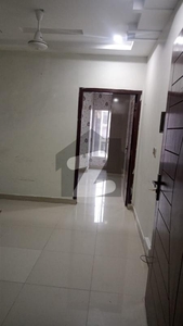 1 BED APARTMENT AVAILABLE FOR RENT IN GULBERG Gulberg Greens