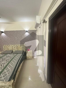 1 BED FURNISHED FLAT FOR RENT IN GULBERG Gulberg Greens Block A
