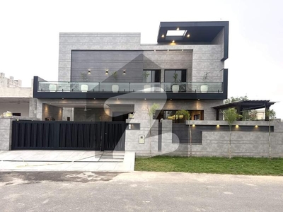 1 Kanal Brand New Full Luxurious Beautiful Modern Design Full House Lowest Rental Price DHA Phase 8 Block C