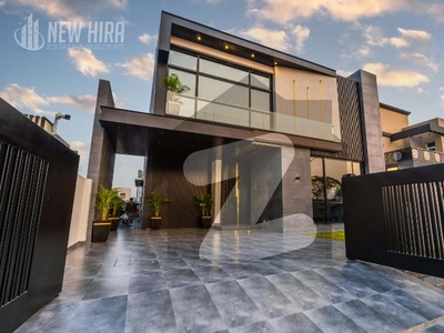 1 Kanal Brand New Modern Design Full House For Rent Top Location DHA Phase 4 Block DD