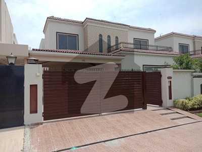 1 Kanal CLASSIC SLIGHTLY USED Bungalow For Sale At Prime Location In DHA Phase 5 DHA Phase 5
