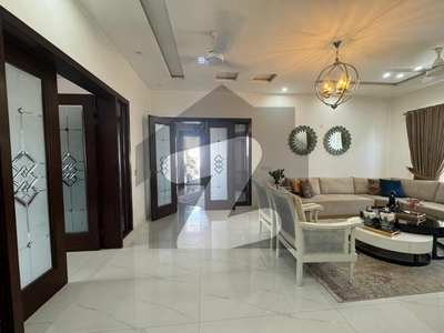 1 KANAL LOWER PORTION AVAILABLE FOR RENT IN DHA PHASE 8 DHA Phase 8