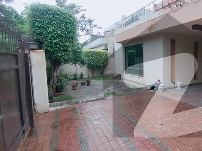 1 Kanal Slightly Used House For Rent In DHA Phase 2 Lahore. DHA Phase 2 Block U