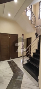 10 MARLA BRAND NEW UPPER PORTION FOR RENT IN RAFI BLOCK BAHRIA TOWN LAHORE Bahria Town Sector E