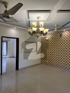 10 Marla full house for rent in overseas A block bahria town Lahore Bahria Town Overseas A