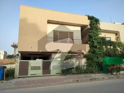 10 Marla Good Location House for rent in dha phase 5 DHA Phase 5