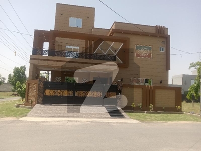 10 MARLA HOUSE FOR SALE Punjab Coop Housing Society