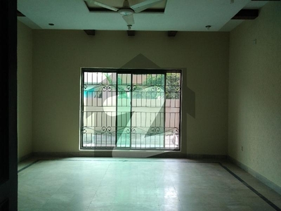 10 Marla House In Only Rs. 40500000 Punjab Coop Housing Society