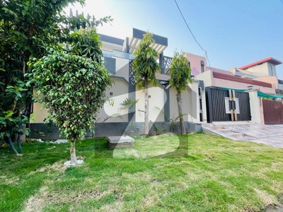 10 Marla House is for Sale in Phase 1 Dha Lahore . DHA Phase 1