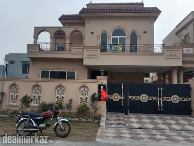 10 Marla Houses For Rent in DHA Phase 8 Ex Air Avenue Lahore