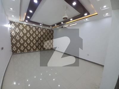 10 Marla Like New House Available For Rent In Bahria Town Lahore. Bahria Town Ghaznavi Block
