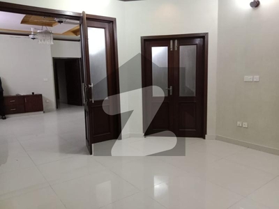 10 Marla Lower Portion For Rent In Sector B Bahria Town Lahore Bahria Town Sector B