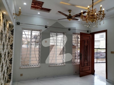 10 Marla Lower Portion For rent In The Perfect Location Of Bahria Town Phase 4 Bahria Town Phase 4