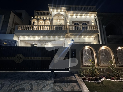 10 Marla Luxury House Available for sale in state life housing society State Life Housing Phase 1