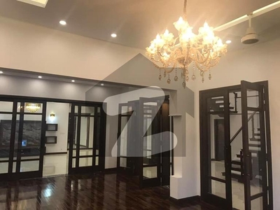 10 Marla Luxury Modern Design House Available For Sale DHA Phase 6