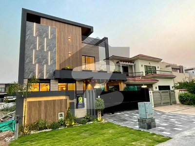 10 Marla Luxury Modern Design House For Sale In DHA Ph 6 Near By Commercial DHA Phase 6