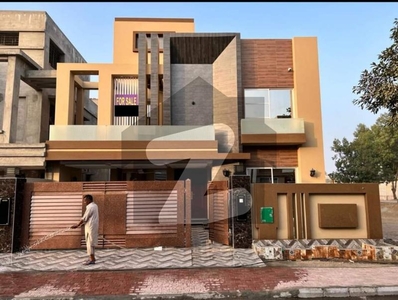 10 Marla Luxury Non Furnished Upper Portion For Rent In Bahria Town Lahore Bahria Town Sector C
