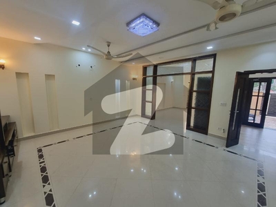 10 Marla Most Beautifull Modern Design House For Sale In Overseas A Bahria Town Lahore Bahria Town Overseas A