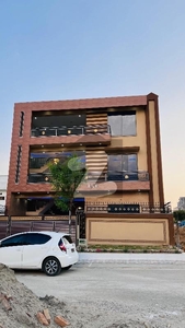 10 Marla New Built Modern Villa For Sale In Faisal Town Faisal Town F-18
