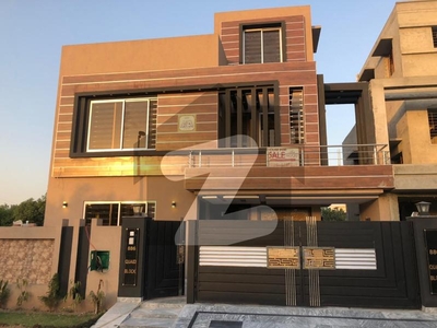 10 Marla Residential House For Sale In Quaid Block Bahria Town Lahore Bahria Town Quaid Block