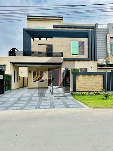 10 Marla Slightly Used House Available For Rent In Bankers Housing Society Lahore State Life Housing Phase 1