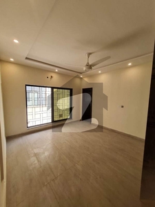10 Marla Upper Portion For Rent In Bahria Town Lahore Bahria Town Overseas A